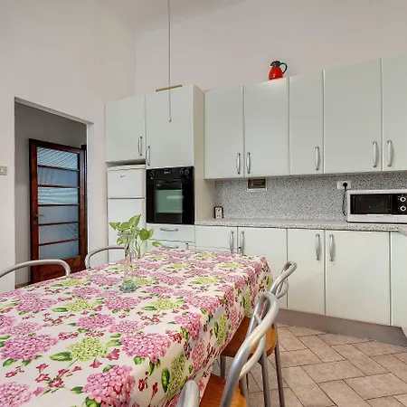 Faenza 64 Apartamento