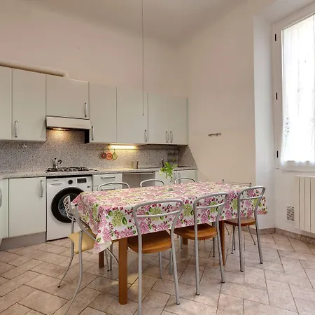 Faenza 64 Apartamento Florença